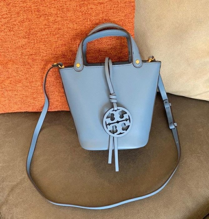 1220:) 美國正品代購?熱銷中 TORY BURCH  TB MILLER HOBO 1902 牛皮小水桶包 逛街包 手提包