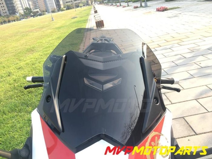 【MVP摩托精品】MVP TMAX 530 原廠型燻黑 短風鏡 MALOSSI PUIG POWERBRON 可參考