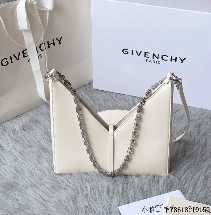 二手 Givenchy紀梵希法國品2021春夏牛皮V形Cut Out手袋1116白色