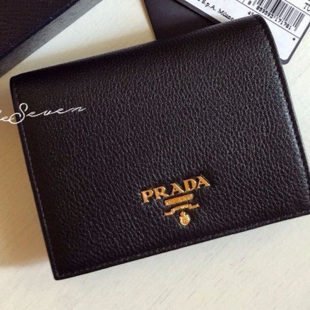 【二手正品】 PRADA 皮夾 真皮兩折釦式短夾 卡包 全新