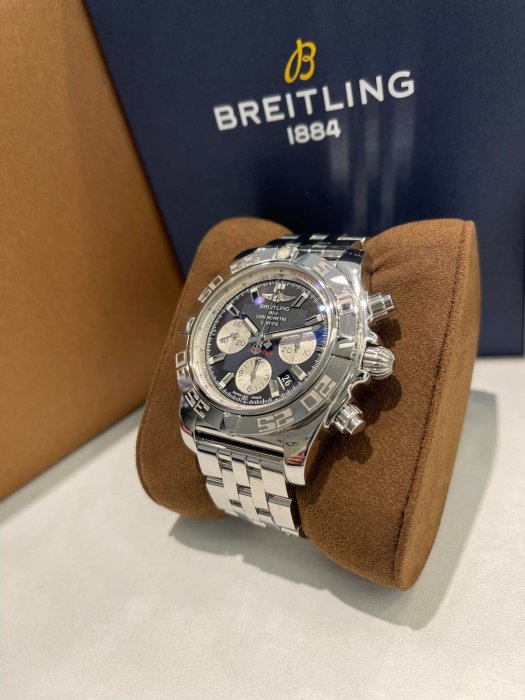 BREITLING  百年靈  CHRONOMAT  終極計時腕錶 黑面 AB0110121B1A1 經典終極計時款