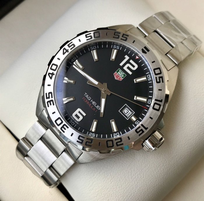 TAG HEUER Formula 1 黑色面錶盤 銀色不鏽鋼錶帶 石英 男士手錶 WAZ1112.BA0875 豪雅 F1