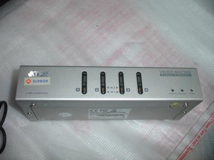 【電腦零件補給站】宏正ATEN - VS0204 4埠 VGA/音訊切換器 視訊切換器 無附線材