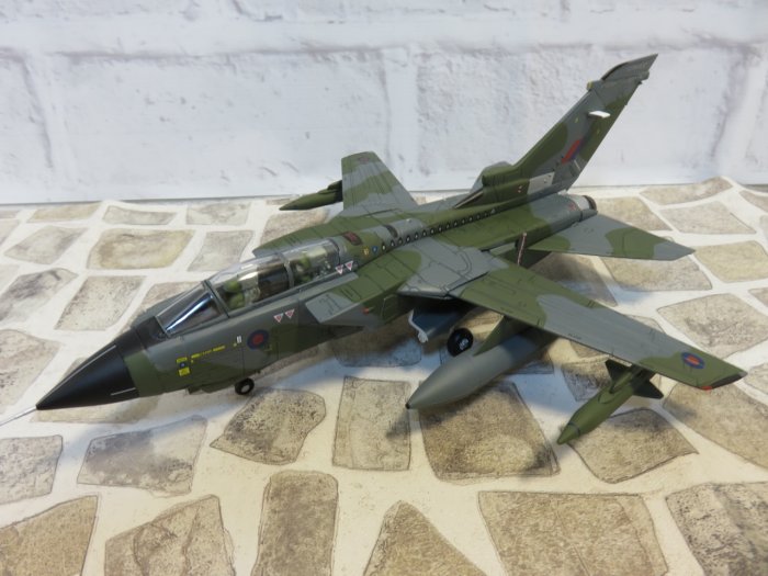 宗鑫貿易 1/72 Corgi AA33619 Panavia Tornado GR 4 龍捲風戰機