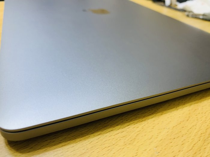 【售】高規格 MacBook Pro 15吋 i7 (2.6) 32G 1TB 全新電池 英文鍵盤 太空灰