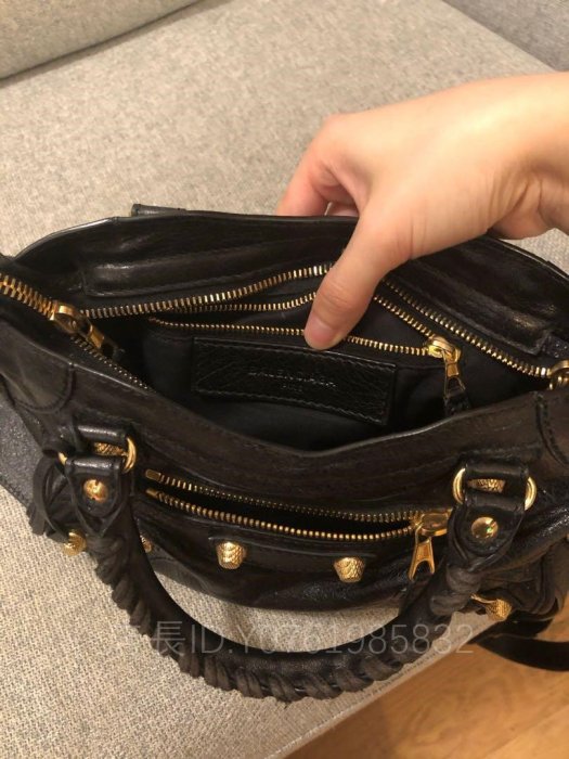 極美二手正品BALENCIAGA 300295 黑色 金扣 Mini City bag 機車包（已售）