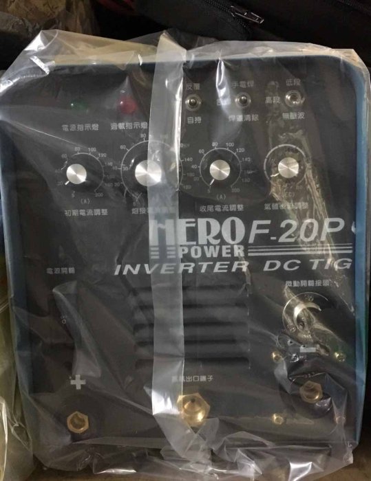 現貨 價格電洽 最新款~ 台灣 HERO 華豐 好牽手 氬焊機 200 A ~全新原廠公司貨全配~雙電脈波輕便耐操~高雄