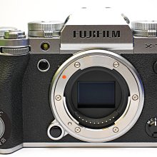 【台南橙市3C】富士 Fujifilm X-T5 單機身 4020萬像素 APS-C 五軸防震 無反相機 快門數23XX 二手單眼 #88416