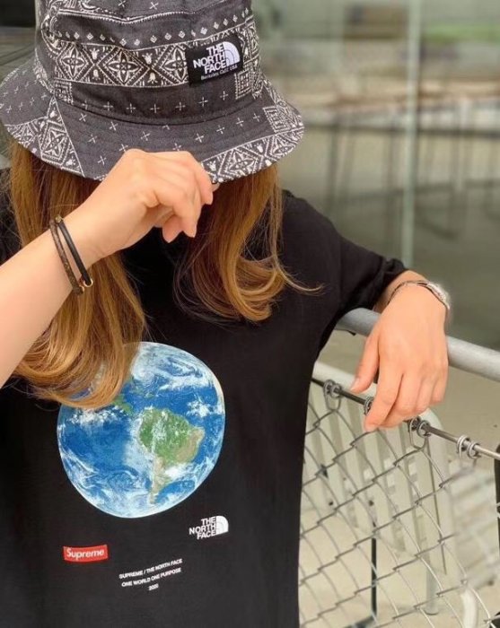 全新正品2020SS Supreme TNF One World Tee 地球慈善聯名款短袖TEE