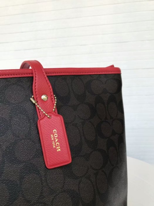 【MOMO全球購】COACH 全新正品 36876 新款火爆價PVC素面托特手提包 大容量 購物袋 肩背包 女包