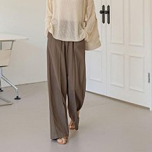 Bellee 正韓  時尚的氛圍 針褶線寬管人造絲西裝褲  (3色)【0531-39】