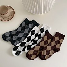 Maisobo 韓 秋冬 (一組3雙) 菱格 純棉 中筒襪 襪子 TO2-1116 預購