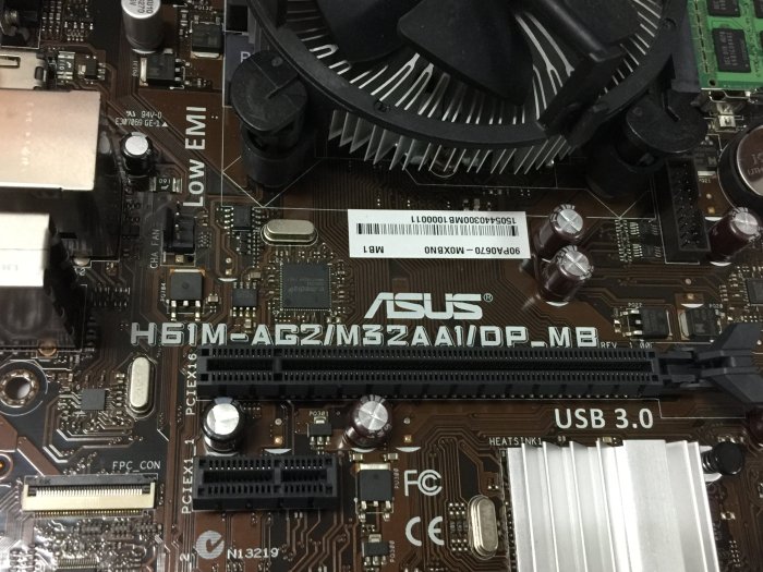 華碩 ASUS H61M-AG2/M32AA1/DP_MB~主機版支援二條 DDR 3 ( 筆電型 ) 二手良品$400