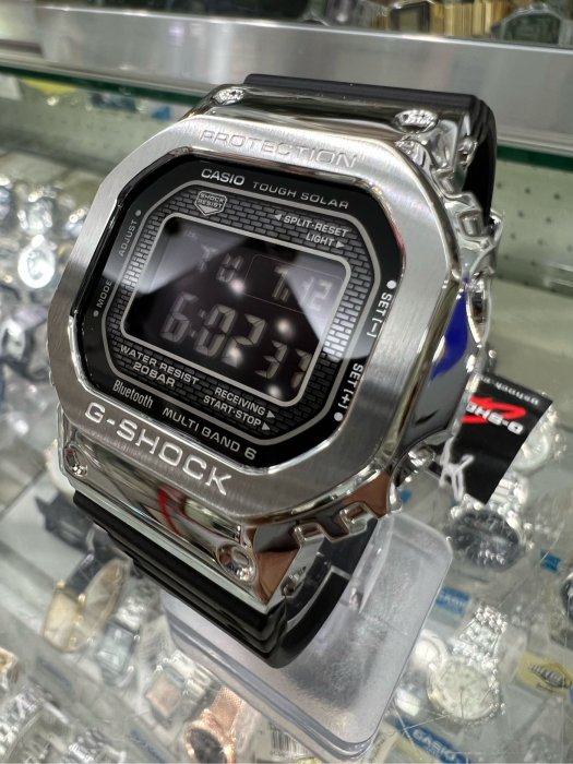 金台鐘錶】CASIO卡西歐G-SHOCK 不鏽鋼搭配樹脂藍牙六局電波太陽能GMW