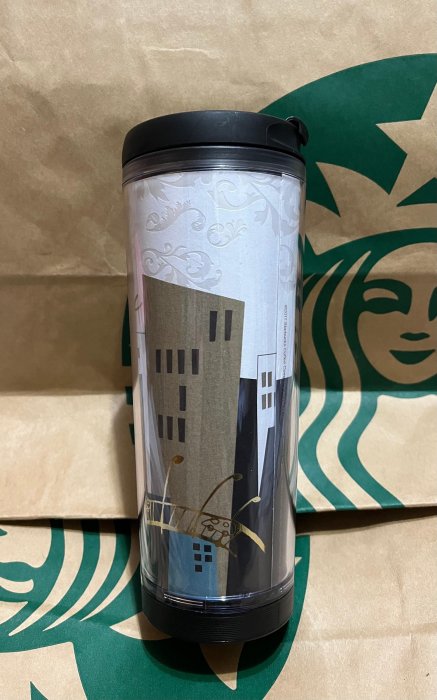 Starbucks星巴克~日本 六本木8週年回憶杯/隨行杯☆12oz~全新~只有一個～貨在台北