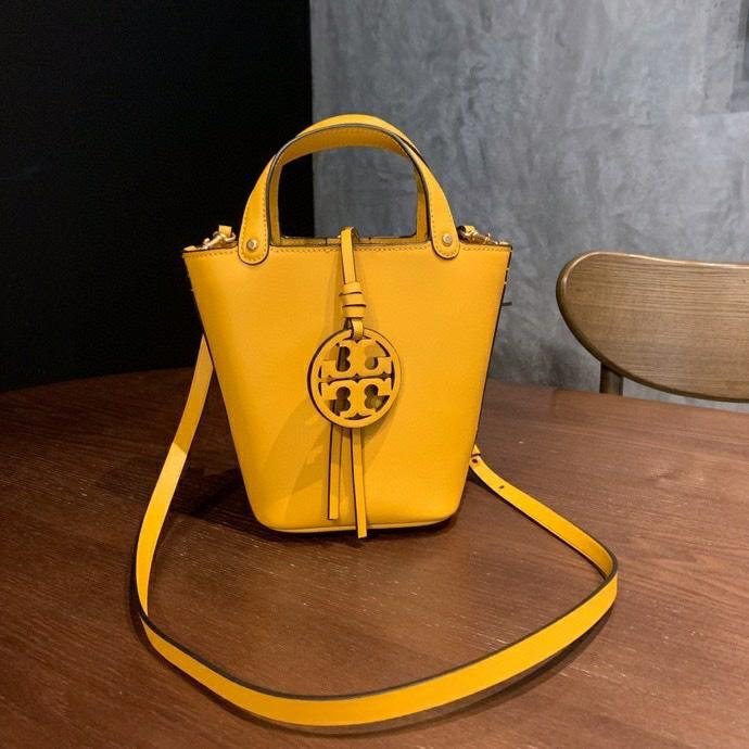 1220:) 美國正品代購?熱銷中 TORY BURCH  TB MILLER HOBO 1902 牛皮小水桶包 逛街包 手提包