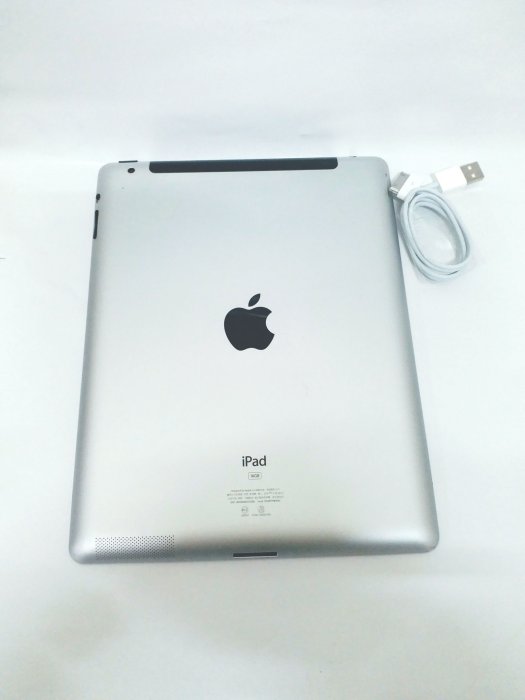 Apple iPad 3 銀色 外觀九成新 9.7吋 32GB 功能正常 WiFi 上網 平板電腦
