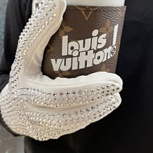 胡蘿蔔、咖啡杯也能當包包？LOUIS VUITTON 2021 秋冬 Everyday 配件一次看！