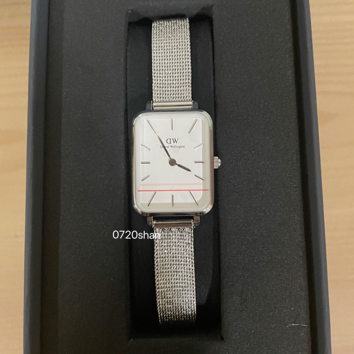 Daniel Wellington DW Quadro 麥穗式金屬編織小方錶極光銀 10mm經典黑麥穗錶帶 手錶