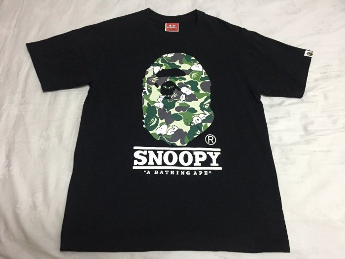 二手美品】A Bathing APE BAPE x SNOOPY 史努比聯名綠迷彩【M 號