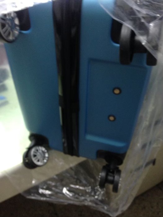 M.Rino 全新 ABS 拉鍊輕量型行李箱 24吋 淺藍色M Rino 藍色 天空藍 密碼鎖 數字鎖 旅行箱