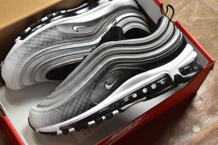 老夫子 Nike Air Max 97 黑白 漸層 反光 子彈 氣墊 慢跑鞋 921826-016 男女鞋