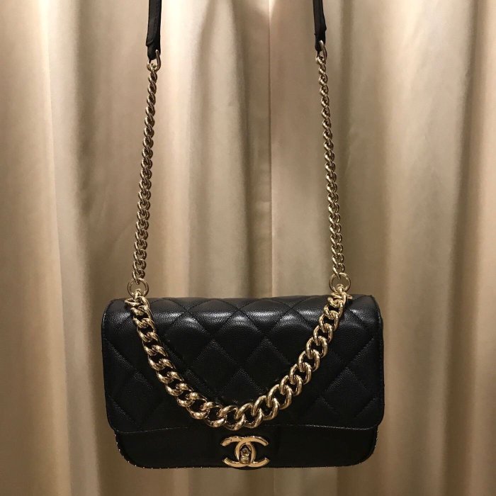 正品 二手 九成新Chanel 20 mini Coco Handle 金鍊金扣雙帶兩用黑 小型手翻蓋卯丁手提包口蓋包肩背包荔枝牛皮包 孟買包 方胖子 全配