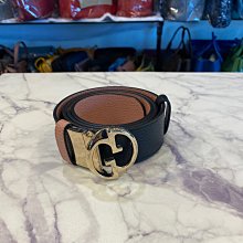 【茱麗葉精品】全新精品 GUCCI 450000 雙G LOGO金屬頭雙色雙面皮帶.黑/粉 預購