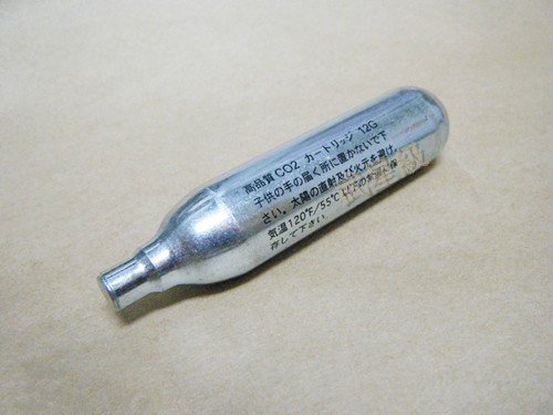 台南 武星級 CO2小鋼瓶12g -日(BB槍BB彈玩具槍CO2槍長槍短槍模型槍壓縮氣瓶氮氣瓶