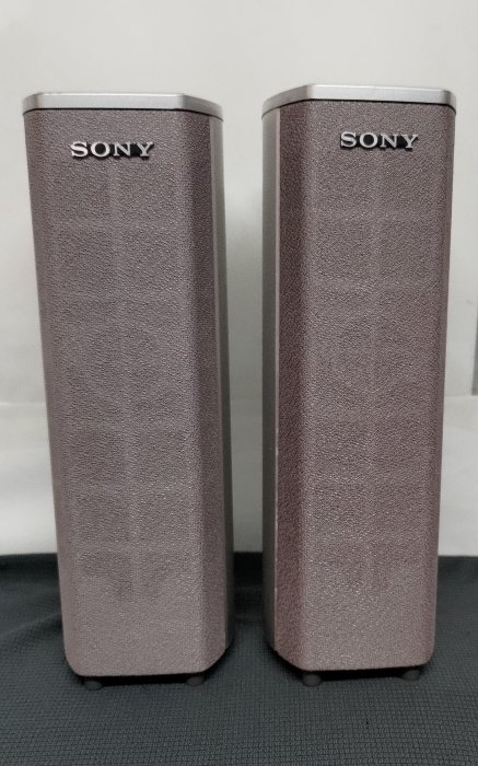 SONY 小喇叭一對  電腦用 床頭音響用小喇叭   二手 外觀九成新 功能正常