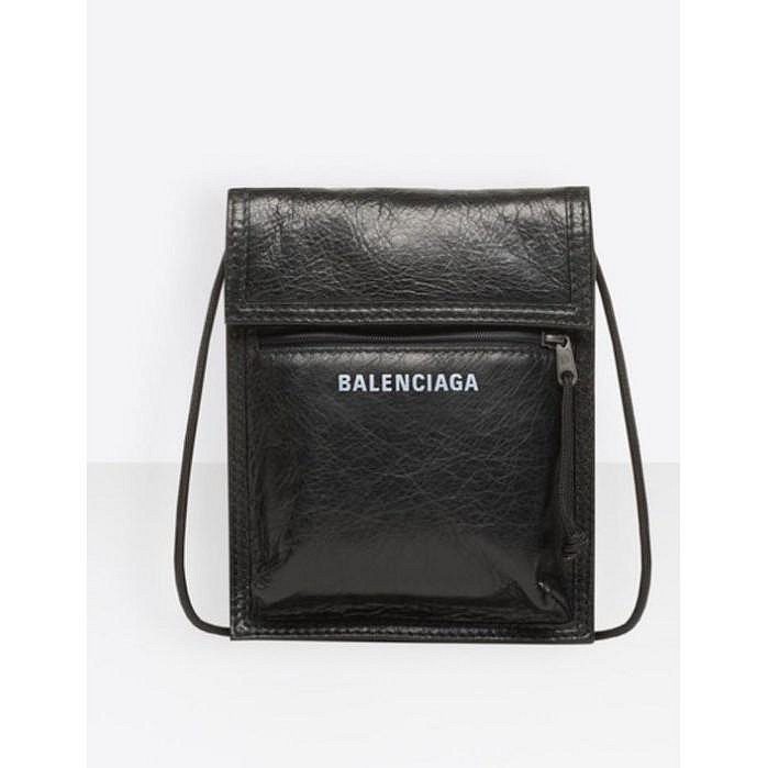 歐洲奢品站Balenciaga Explorer Pouch Strap 小羊皮 斜背包 黑色