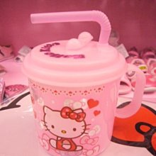 ♥小花花日本精品♥ Hello Kitty 三麗鷗 日版 Hello Kitty塑膠吸管杯