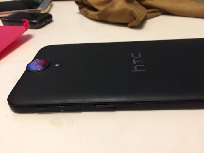 HTC E9ew手機2000萬畫素