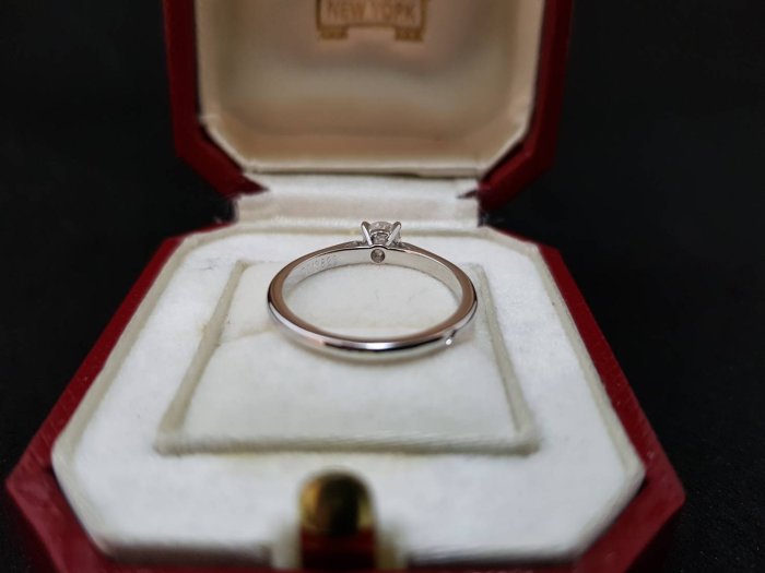 《三福堂國際珠寶1127》Cartier 1895 SOLITAIRE 鑽戒(0.24ct/E)