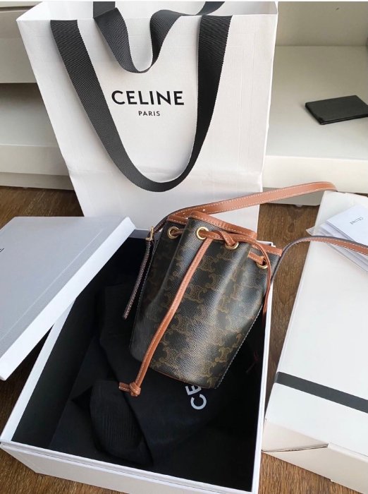 【翰貝格名牌館】全新真品 CELINE TRIOMPHE 凱旋門 老花 LOGO 抽繩 斜背 小型 水桶包