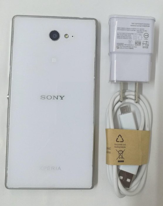 Sony Xperia M2 D2303 二手八成新 
使用功能正常 
(LTE 4G)
螢幕及背面 有貼保護膜 有使用痕跡 去膜就如新，邊框四周圍有掉漆.