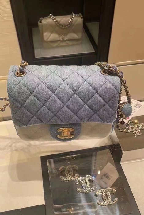 日本代購**CHANEL COCO 17 牛仔金球方胖子AS1786 | Yahoo奇摩拍賣