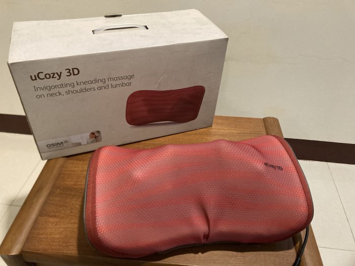 OSIM 暖暖按摩枕 暖摩枕 uCozy 3D 背脊/肩頸 腰部/腹部 按摩器( os-268 OS268）