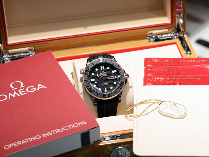 OMEGA 歐米茄 手錶 機械錶 43.5mm 海馬300 陶瓷錶殼 210.62.44.20.01.001