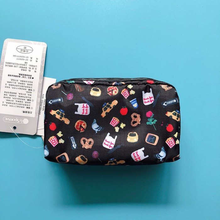 ＊米猜Shop＊LeSportsac 6511 暗夜精靈 中號 超輕量防水 化妝包 收納包 手拿包 零錢包 洗漱包 筆袋