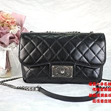 優買二手精品名牌店 CHANEL 黑色 牛皮 菱格紋 方釦 銀鍊 斜背包 相機包 肩背包 BOY COCO 23 全新