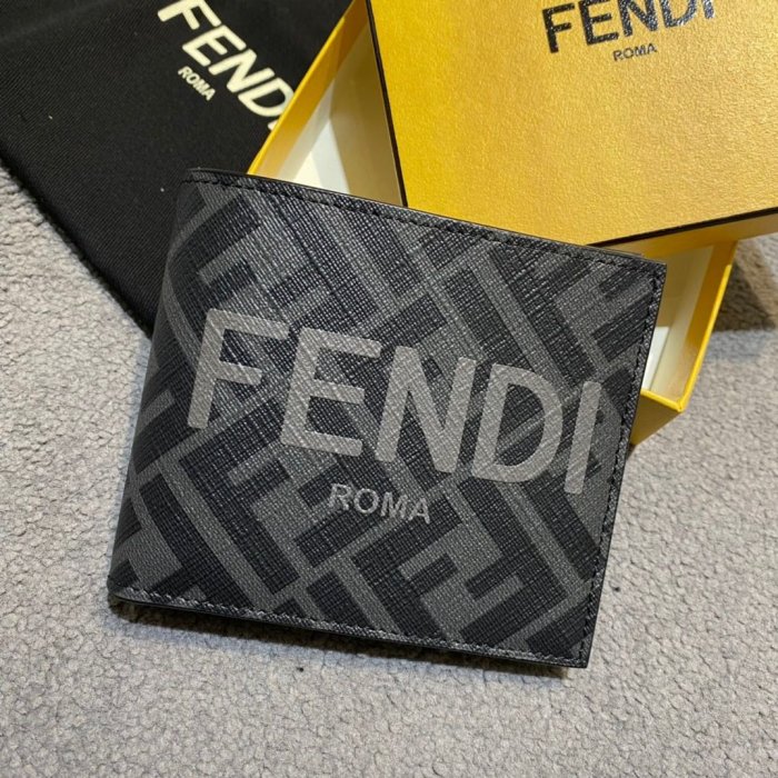 FENDI 經典老花配色 短夾 /防刮短夾 商品均為正品 實體店面賣家歡迎店內選購