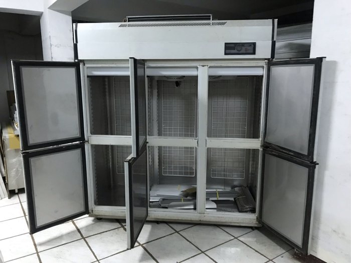 304不鏽鋼六尺六門全冷凍麵團櫃，插盤式冷凍麵團櫃