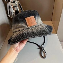 LOEWE 小紅書爆款 經典標誌刺繡休閑百搭牛仔 漁夫帽