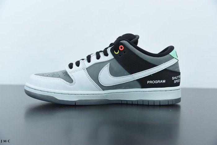 NIKE SB HONORS THE VX1000 CAMCORDER 攝影機 白灰 男女鞋 CV1659-001