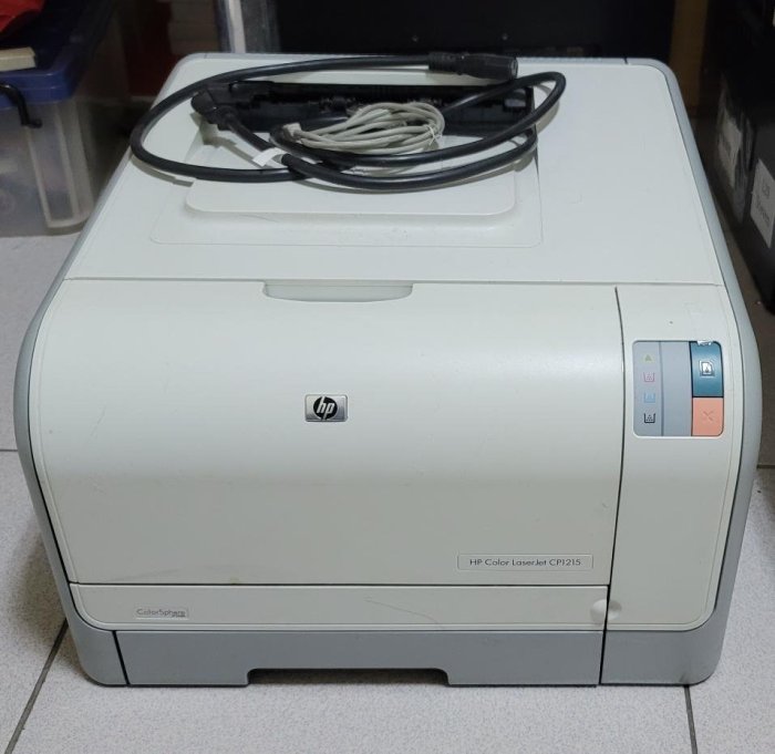 二手 HP Color LaserJet CP 1215  彩色雷射印表機(本月優惠價自取價)