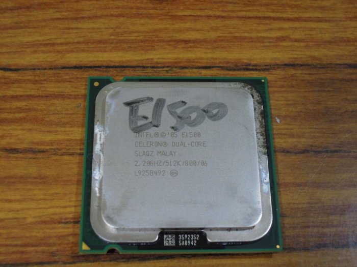 ...點子電腦-北投...(中古 CPU) 775腳位◎雙核心E1500 2.2GHZ◎512快取/800外頻140元