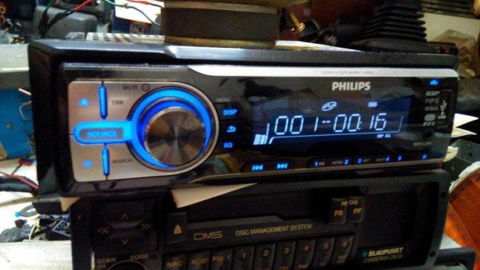 PHILIPS CEM210 CD MP3 USB 飛利浦 音響主機