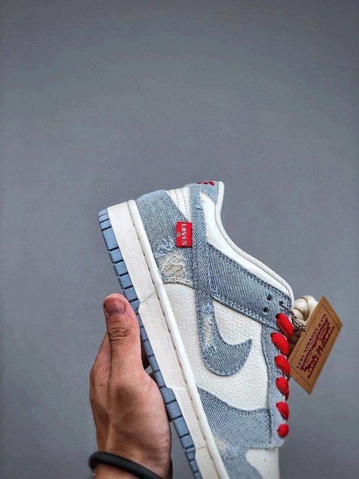 【阿明運動館】耐克 Nike SB Dunk Low x Levi‘s 牛仔破洞 李維