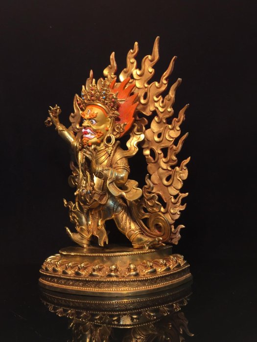尼泊爾工藝銅鎏金畫臉金剛手佛像，寬26cm高43cm厚16cm，重6.9公斤，140080R
